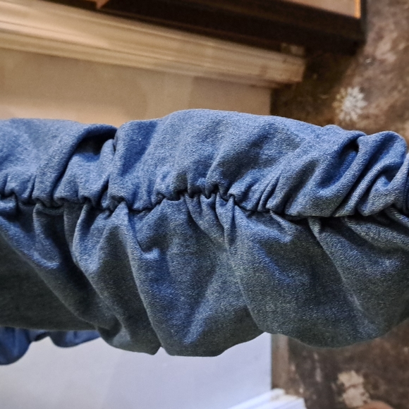 Jeans - Picture 2 of 3